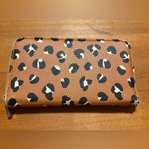 Jewell Brand Leopard Print Wallet